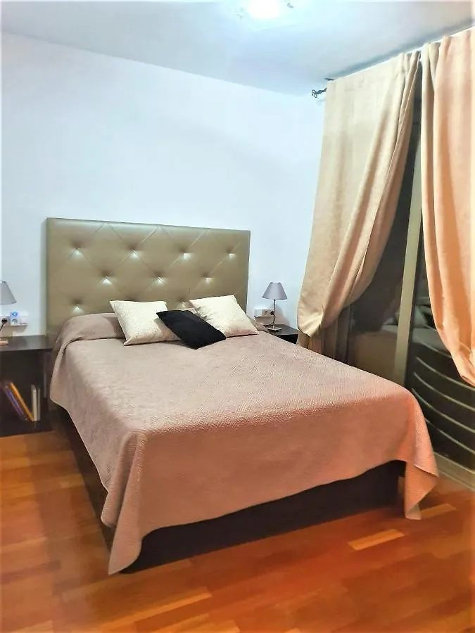 Apartment New Estrelitzia Luxury Apartamen Santa Cruz de Tenerife Spain